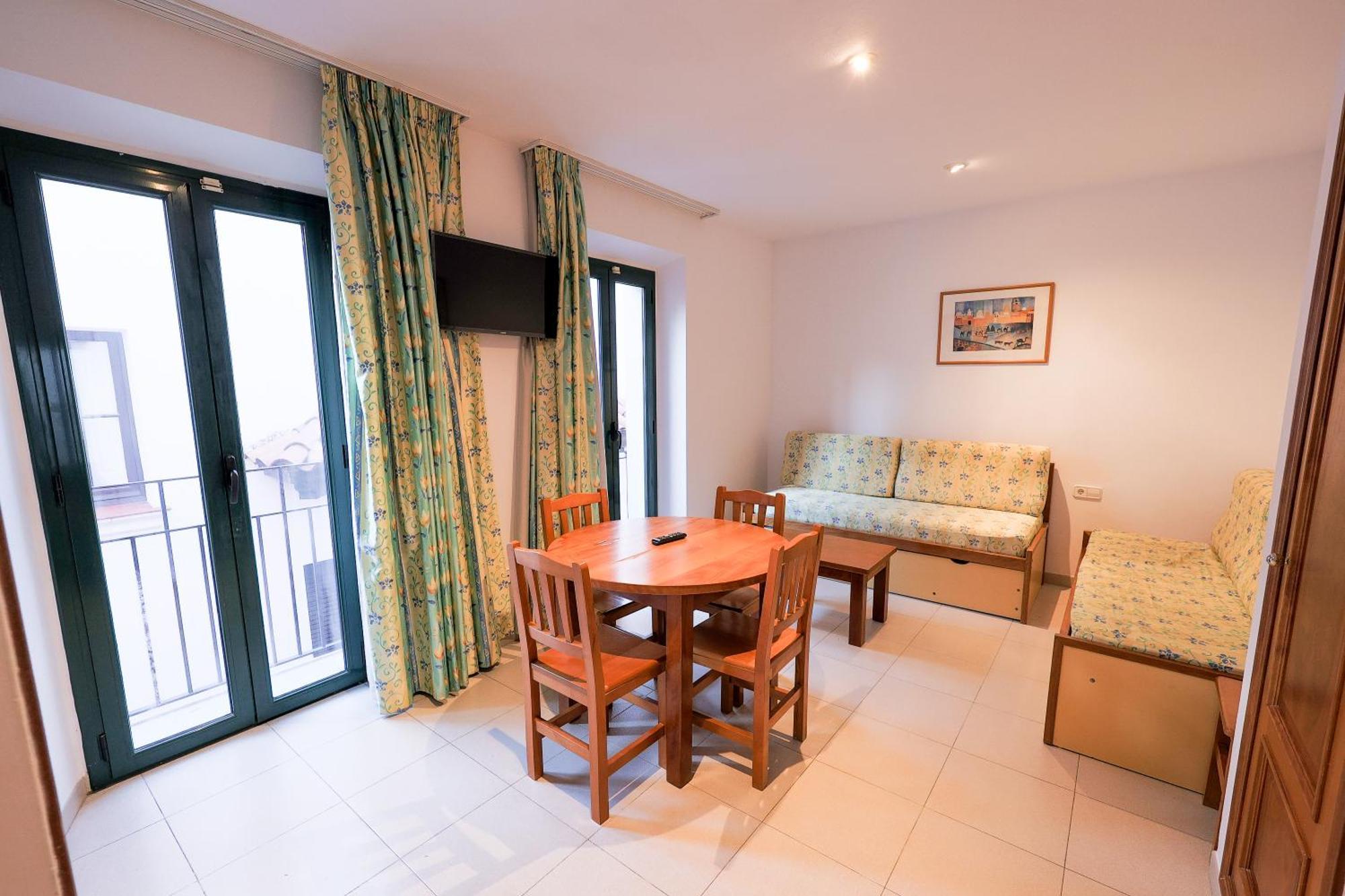 Apartamentos Royal Lloret de Mar Eksteriør billede