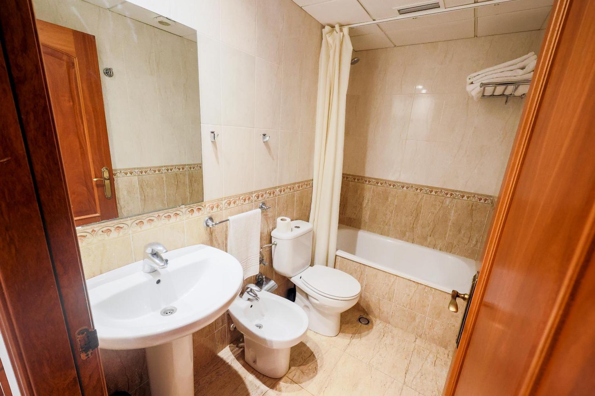 Apartamentos Royal Lloret de Mar Eksteriør billede