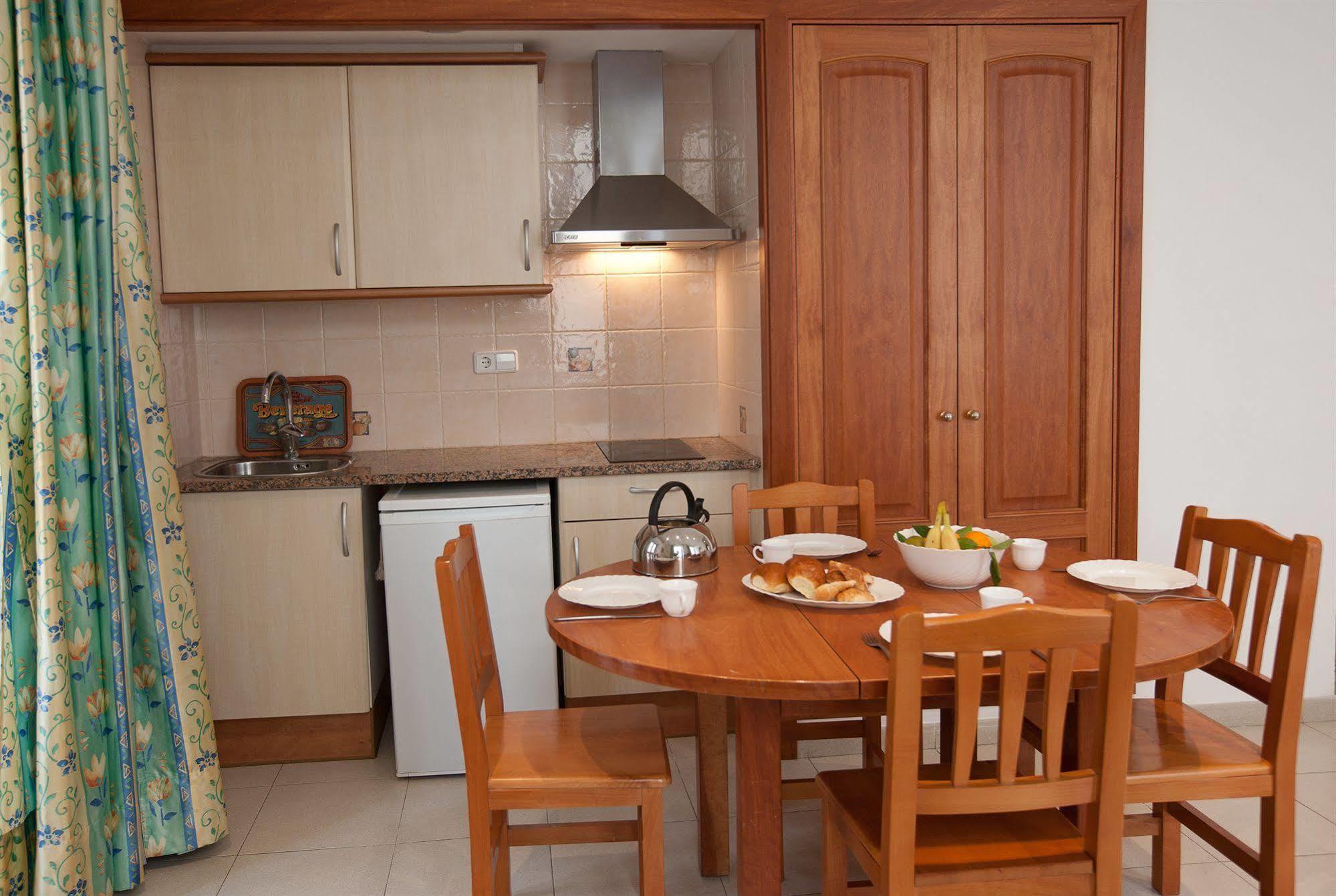 Apartamentos Royal Lloret de Mar Eksteriør billede